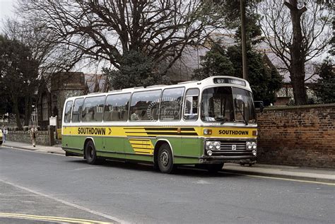 The Transport Library Southdown Leyland Psu E Anj T At