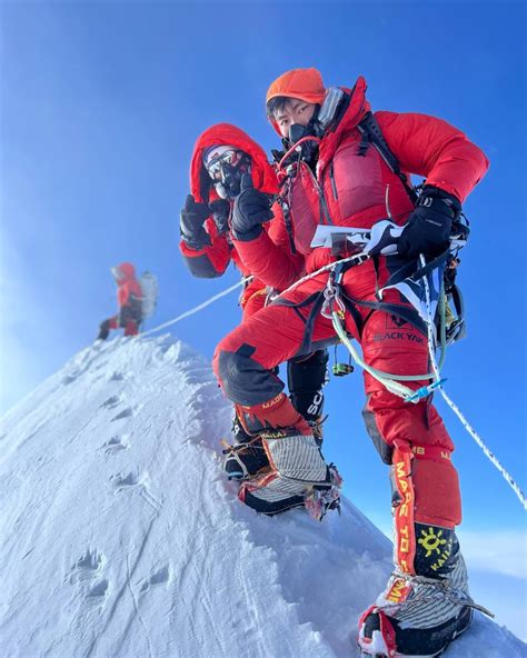 Kristin Harila Y Lama Sherpa Ascienden Ochomiles En Primavera Con El