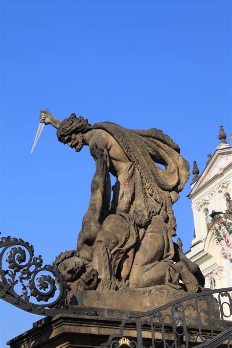 castle statue   roam