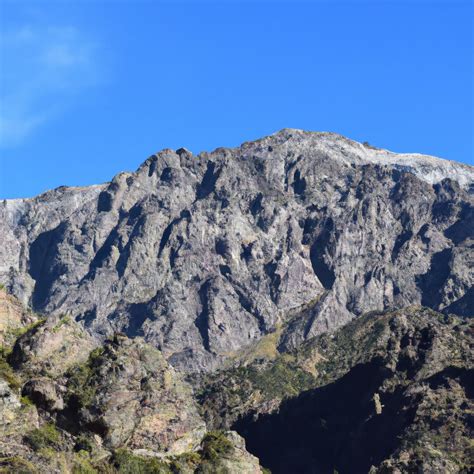 La Cordillera De Los Andes Que Se Extiende A Lo Largo De América Del