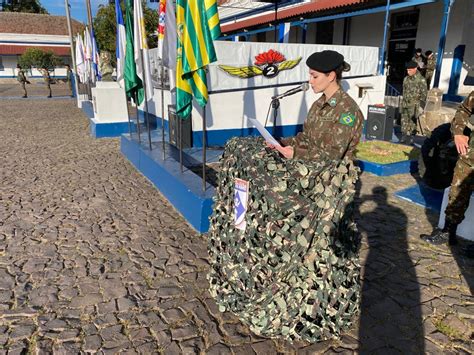 2ª Bateria de Artilharia Antiaérea Formatura Alusiva ao Dia do Quadro