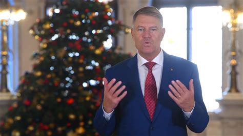 Klaus Iohannis mesaj inflexiv pentru români de Craciun Ocrotindu i