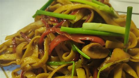 Beef Stir Fry Noodles Hofan Thelowbudgetkitchen Beefhofan Youtube