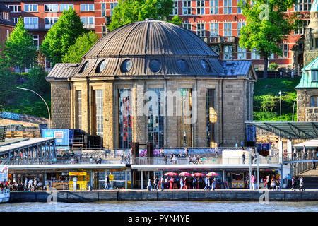 Alter Elbtunnel Hamburg Deutschland Stock Photo Alamy