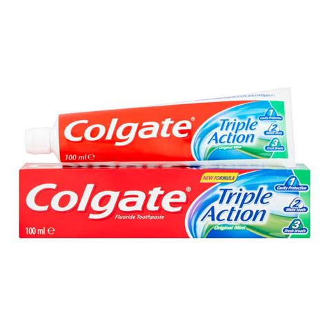 Colgate Toothpaste Triple Action Empresa Fabril De Moura Lda