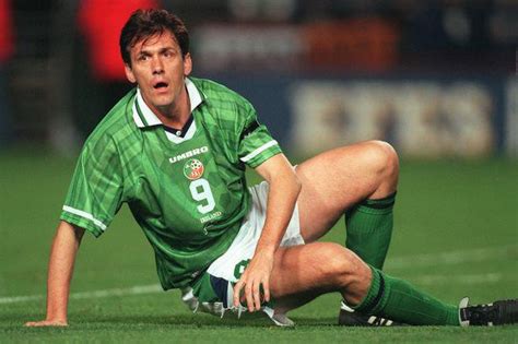 This weekend we’re all Tony Cascarino 🍝🤌🏻 : r/ireland