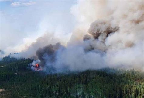 Kebakaran Hutan Ribuan Terpaksa Dipindahkan Kualiti Udara Semakin