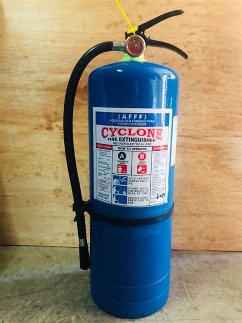 Fire Extinguisher Afff 20lbs Blue Liquid Foam 20 Lbs Free Wall Bracket