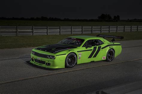 Dodge Is Going Racing With The Challenger SRT