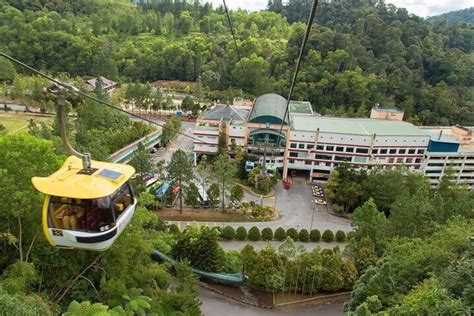 Awana Skyway Gondola Cable Car In Genting Highlands