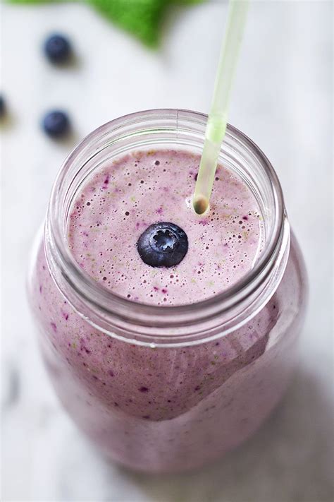 Blueberry Spinach Smoothie Recipe — Eatwell101