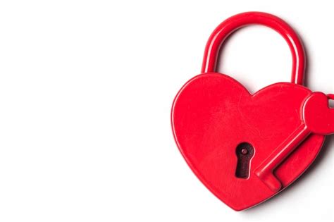 Premium Photo Heart Shaped Padlock Valentines Day Love Concept