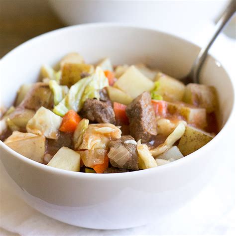 Beef And Cabbage Stew Is A Hearty Dish That S Perfect For Warming You Up On Cold Nights Stew Meat