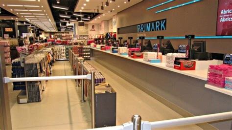 Primark Abre Una Tienda En L¿illa Diagonal De Barcelona