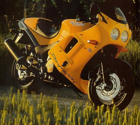 TRIUMPH Daytona 900 Super III 1996 1997 Specs Performance Photos