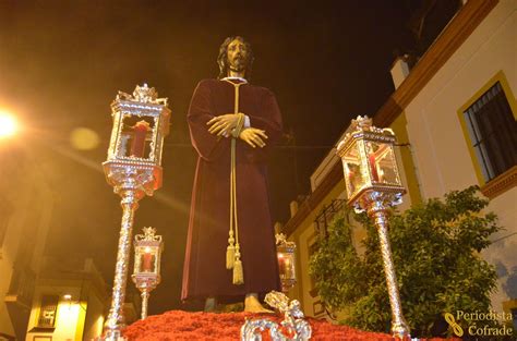 Periodista Cofrade EL MULTITUDINARIO VÍA CRUCIS DEL CAUTIVO DE SANTA