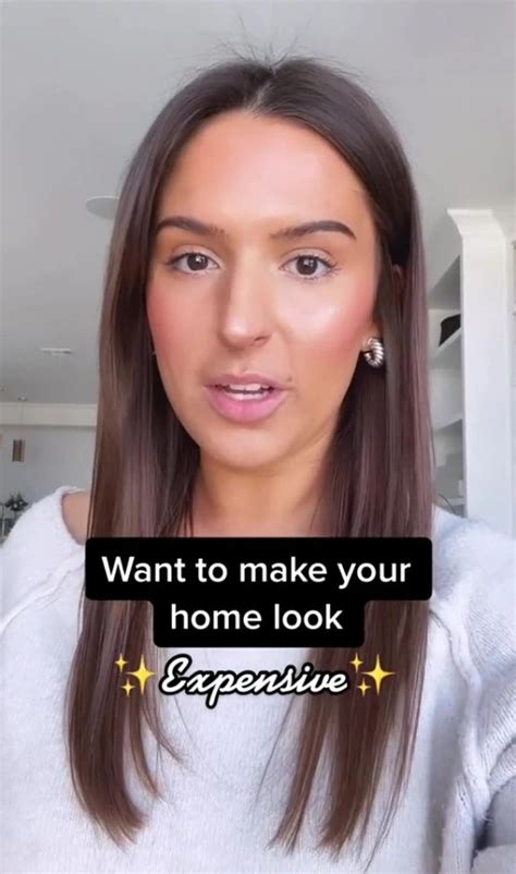 4 Hot Sexy Julie Sousa Bikini Pics