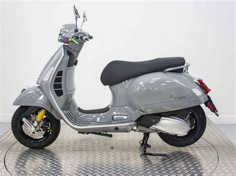 Vespa Vespa Gts 300 Hpe Supertech 2020 Brand New