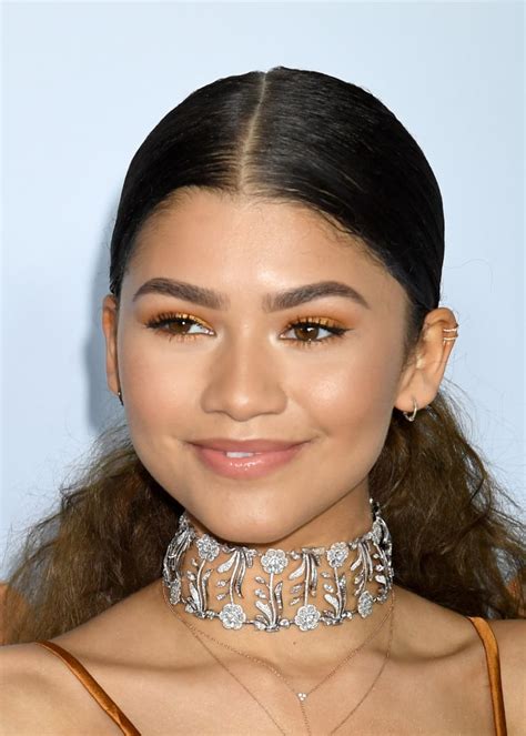 Zendayas Copper Eye Shadow At The Kids Choice Awards In 2017