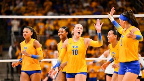 Pitt Volleyball Breaks Attendance Record Vs Penn State