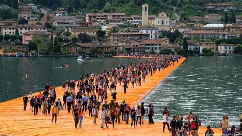 Floating Piers Falls Victim To Own Success DW 06 23 2016