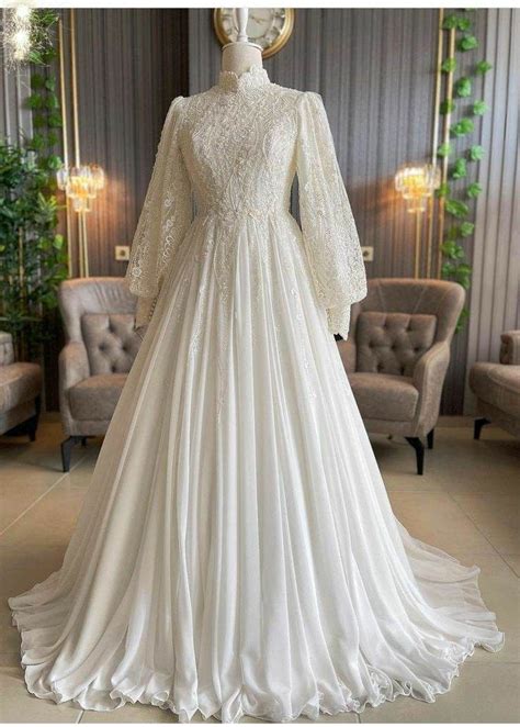 Pin by Betül Keser on Hızlı Kaydetmeler in 2024 Bride dress simple