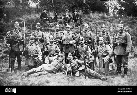 2 M73 S2 1914 4 Group Photo Ger Infantry Platoon 1914 Military German