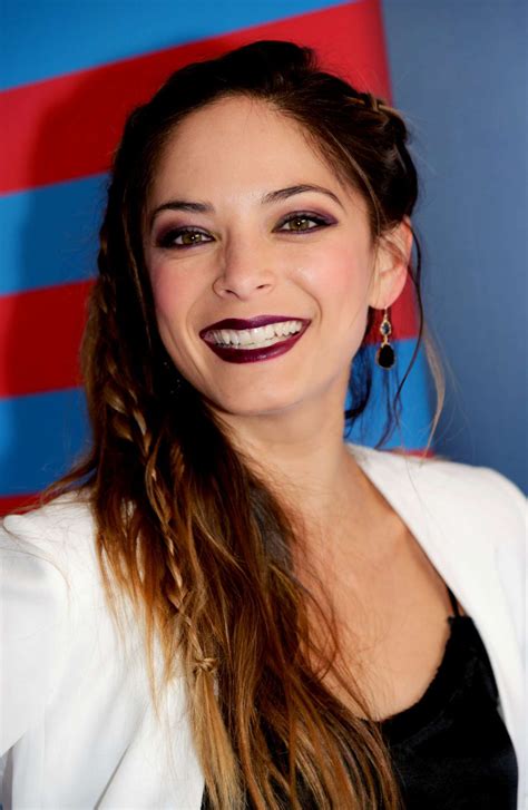 Kristin Kreuk - HawtCelebs