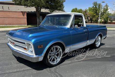 1968 CHEVROLET C10 CUSTOM PICKUP Front 3 4 268669