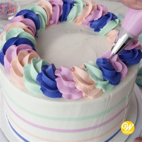 Spiral Border Cake [video] Recipe [video] Cake Decorating For