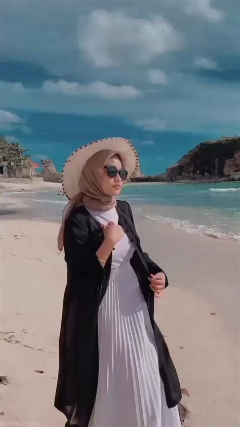 Video Ootd Hijab Beach Style Gaun Pantai Pakaian Fashion Wanita