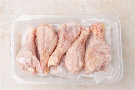 How To Freeze Chicken Cooked Or Raw Yourcookingbuddy