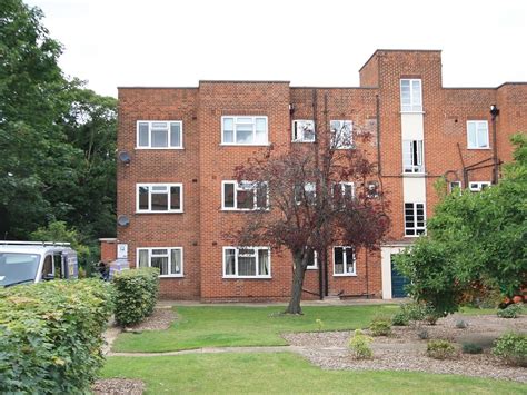 2 Bed Flat To Rent In Earlham Court Heigham Grove Norwich Nr2 Zoopla