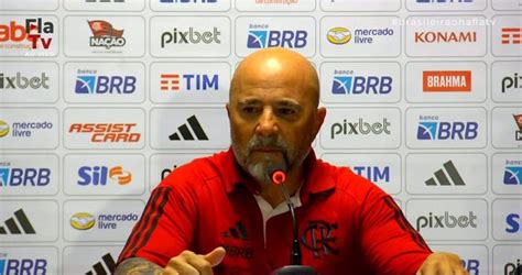 Muito estranho o que vem acontecendo o time supera os rivais mas não