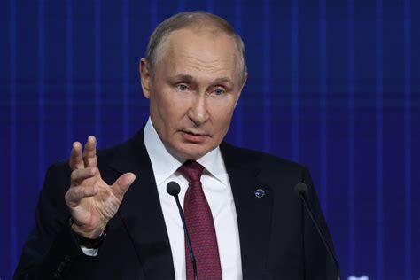 Russia S Putin Says He Won T Use Nuclear Weapons In Ukraine AP News