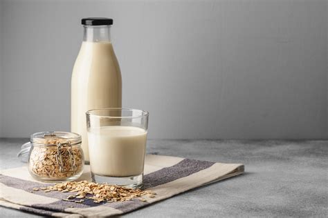 Oat Milk Health Benefits Why You Should Make The Switch