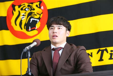 【阪神】遠藤成が現状維持500万円でサイン オフはレッドソックス吉田正尚の自主トレ参加予定 プロ野球写真ニュース 日刊スポーツ