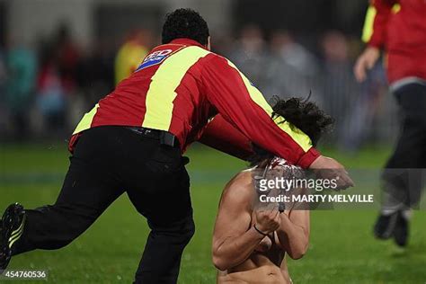 65 Streaker All Blacks Photos And High Res Pictures Getty Images