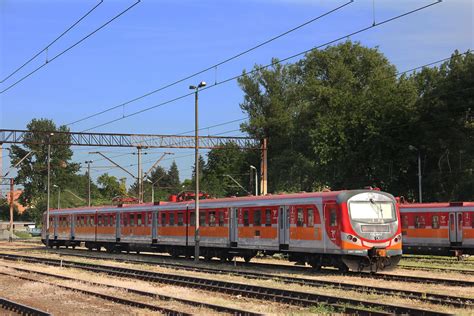 PR EN57 2056 Opole Główne train station 28 05 2018 Flickr