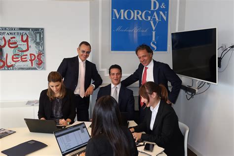 davis morgan la banca daffari specializzata nellacquisto  nella