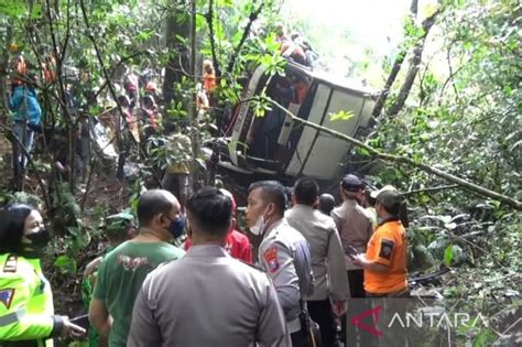 Penyebab Bus Masuk Jurang Di Magetan Yang Tewaskan Tujuh Orang Masih