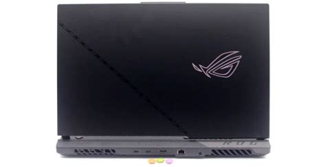 Asus ROG Strix SCAR 17 X3D Review (G733PYV) – High Performance Laptops