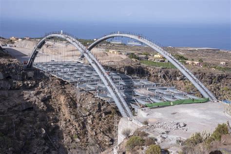 Viaducto De Erques Precisi N En El Aire Ferrovial