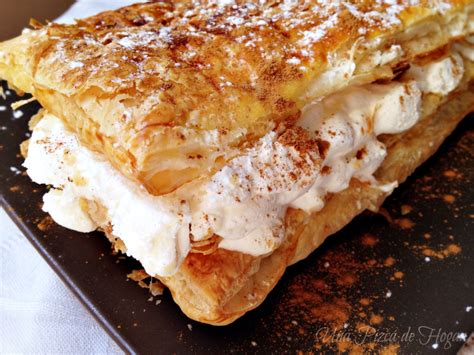 Milhojas de hojaldre fácil relleno de nata y canela