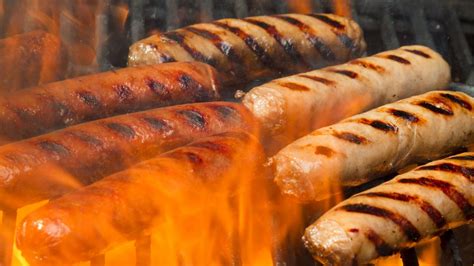 Brats Temp - The Perfect Temperature to Cook Brats at
