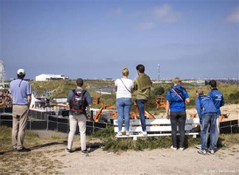 Vanuit De Duinen Naar Formule 1 Kijken 15 000 Bezoekers Mogen Dat