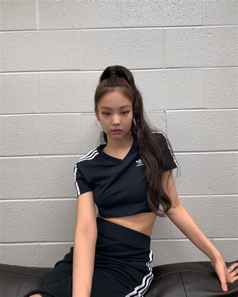 [IG] 190505 jennierubyjane: 🖤 : BLACKPINKOFFICIAL