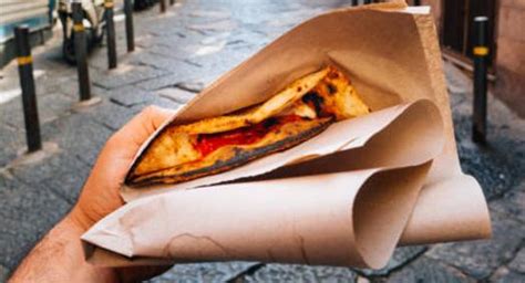 È Napoli la città dove si mangia meglio al mondo La classifica di