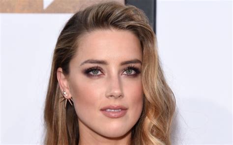 Amber Heard Demands Mistrial Claims Wrong Juror Showed Up To Court