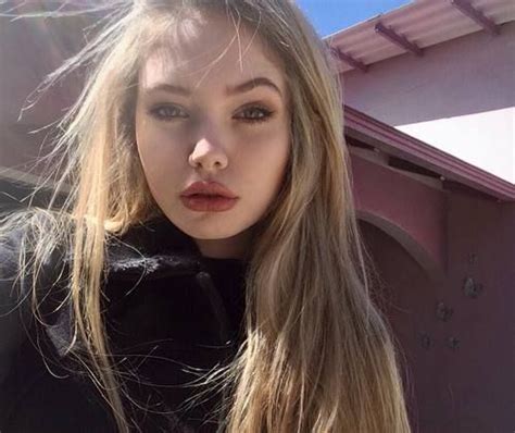 Pretty Tumblr Girls With Blonde Hair